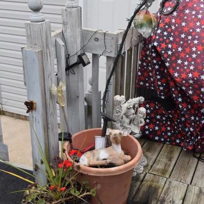 Outdoor Pot, Plant, & Decor