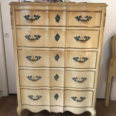 French Provincial Chest of Drawers Price $50
