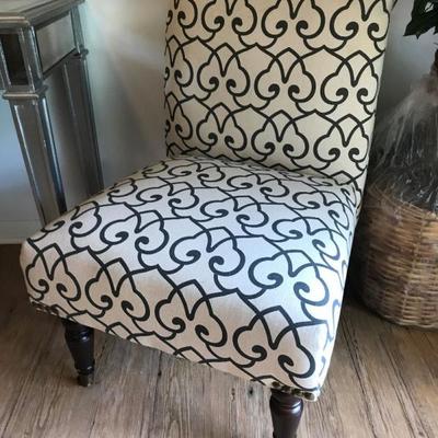 Armless Accent Chair Price $65 x 2