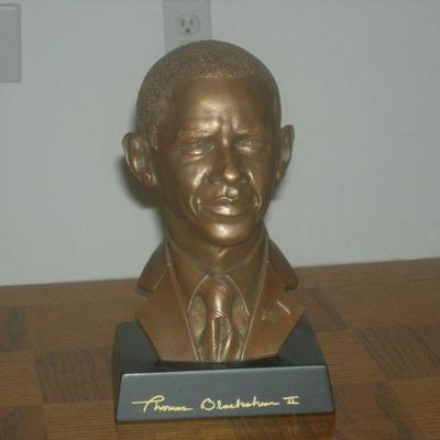 Barack Obama Bust by Thomas Blackshear II with Box and certificate of authenticity