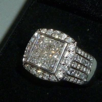 Diamond ring over 2cts. diamonds 10K white gold.