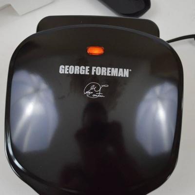 George Foreman 2 Serving Grill New In Box