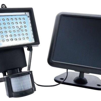 Nature Power 22050 Solar Powered Security Light wi ...