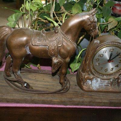 Old Horse Mantle Electric Clock