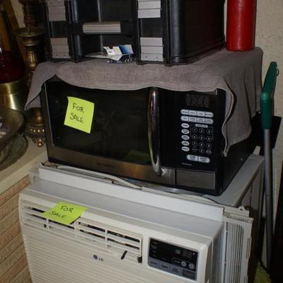 Window AC Unit / Microwave Oven