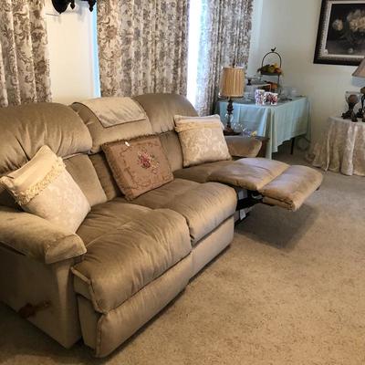 Neutral Couch with recliner ends
