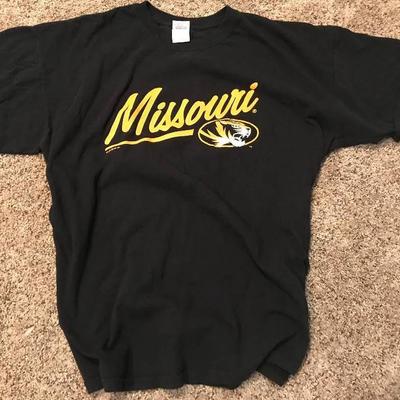 Missouri University (MU) Tigers T Shirt XL