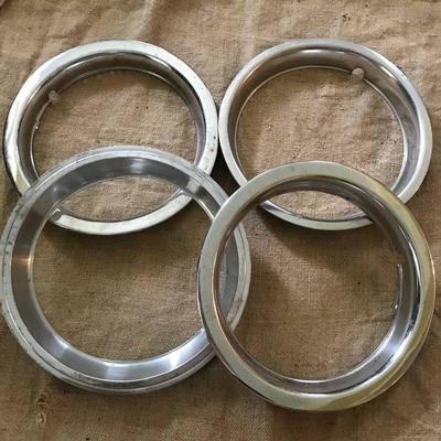 Set of 4 hubcap rims