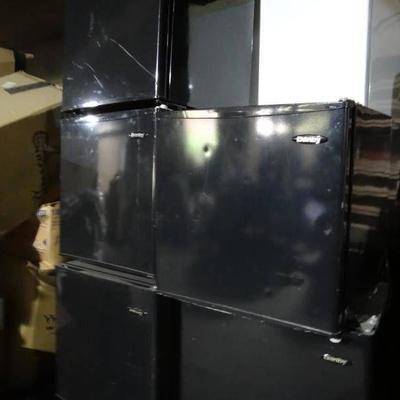 Black Mini Danby Refrigerators Model # DCR017A2BDB