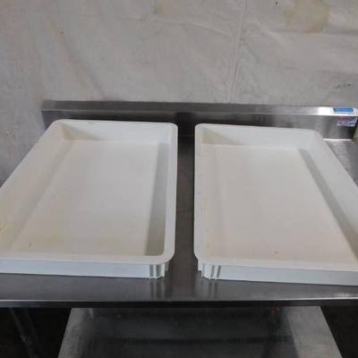 2 Plastic Dough Trays