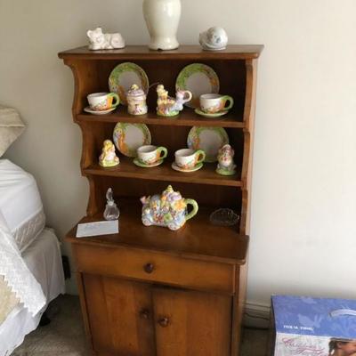 Family Heritage Estate Sales, LLC. New Jersey Estate Sales/ Pennsylvania Estate Sales. Crystal, China, Glassware, Collectibles, Decor,...
