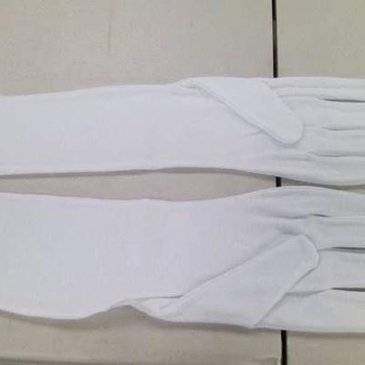 Lot (40) 100 % cotton gloves.