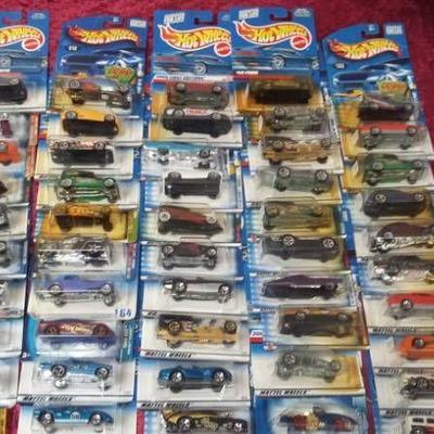 Large Lot of Hot Wheels.