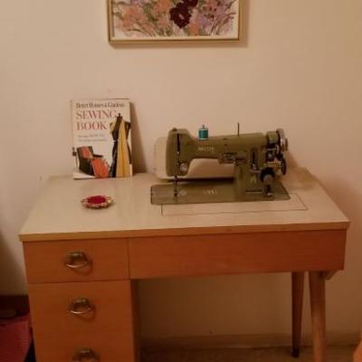Necchi sewing machine and table