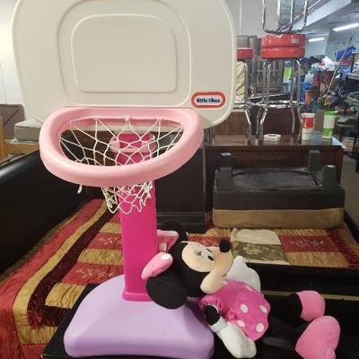 Basketball goal and Minnie Mouse Stuffy
