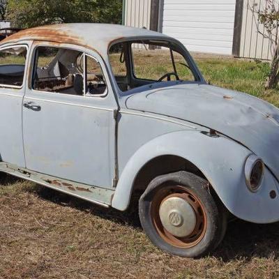 Vintage Volkswagen VW Beetle - BUG!....