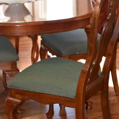 Lexington Dining Room Table, Chairs