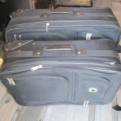 2 piece black luggage set