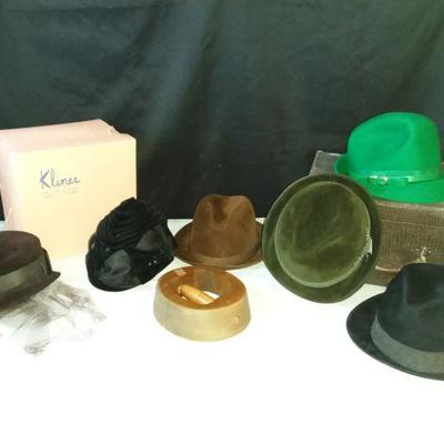Stylish Vintage Men's & Women's Hats