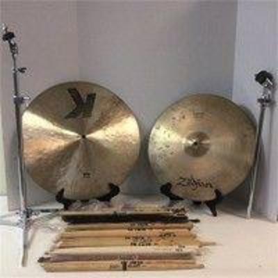 Zildjan Cymbals & Stand w/Drum Sticks