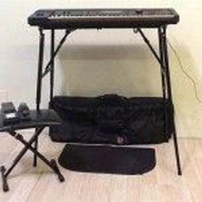 Kurzwell K2000 Keyboard w/Stand