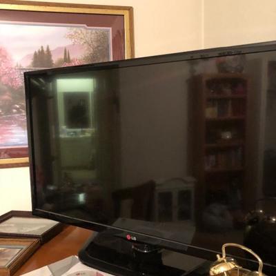 Small flat screen tv 