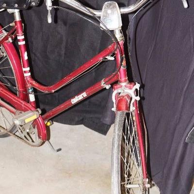 Vintage Takara Bicycle- 5 Speed Nice Condition.