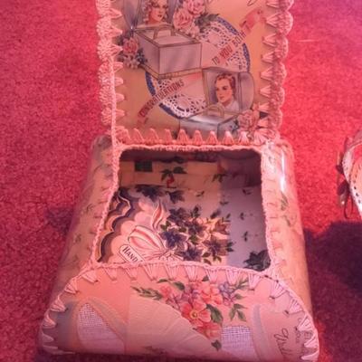 Beautiful handmade hankies box. Yes vintage