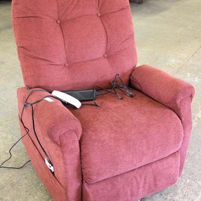 LIKE NEW Lift Reclining Chair
Located Inside â€“ Auction Estimate $100-$300

