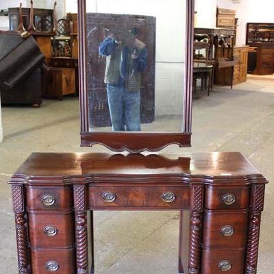 SOLID Mahogany 3 Piece Vanity, Mirror and Bench (bench not photo)
Located Inside â€“ Auction Estimate $100-$300
