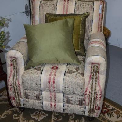 Chair & Decorative Pillows