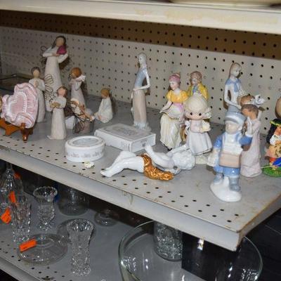 Collectible Figurines & Glassware