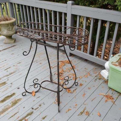 Outdoor Plant Stand & Pots