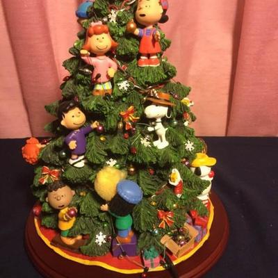 The Peanuts Christmas Tree from Danbury Mint