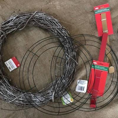 Variety of Wire wreaths, wreath hangers and 18 Wr ...