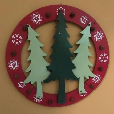 Wooden 18 wreath with Christmas Trees