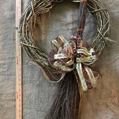Grapevine wreath and 36 cinnamon broom