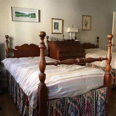 Twin Beds, Pair 