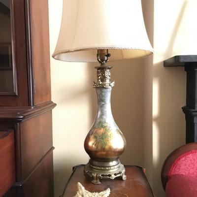 Lusterware Lamp