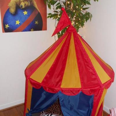 Circus play tent $69