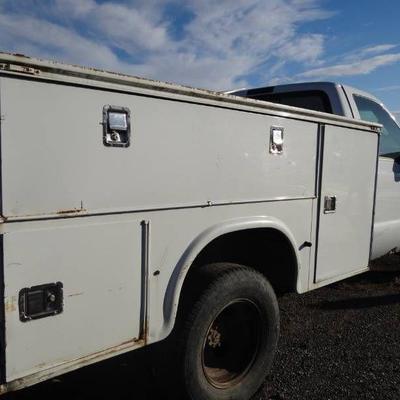 Ford Vin 99 Ford F 350 1FDWF32S0XED33140...