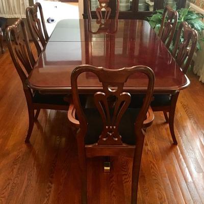 Dining Table and 8 Chairs $375