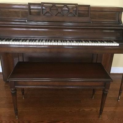 Beautiful Everett Piano selling for $300!
