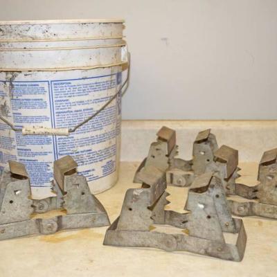 Lot of 4 STANLEY Saw-Horse Hinges No 362 - with a ...