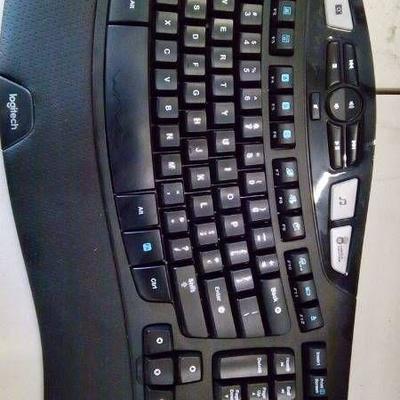 Logitec Wireless Keyboard