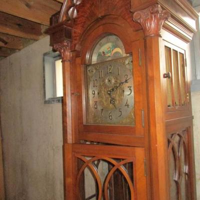 grandfather clock made in 
GERMANY. Hersledes tall clock