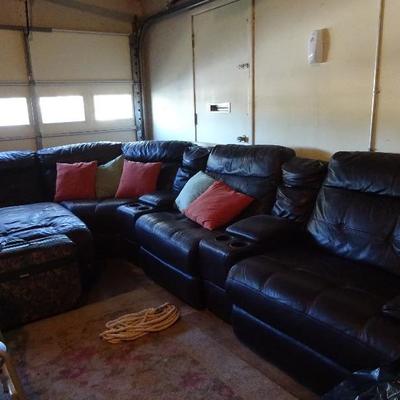 sectional w/ lounge recliner, 2 recliners, 2 drink sections