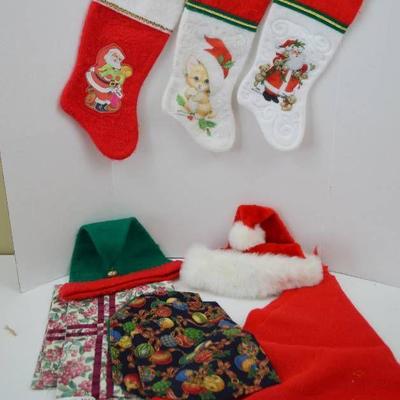Christmas Stockings, Felt Tree skirt, Hats and Pla ...