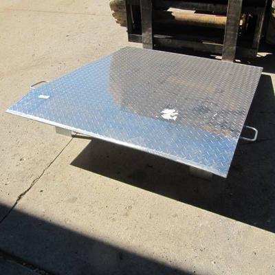 NEW 5 ' X 4 ' DOCK PLATE