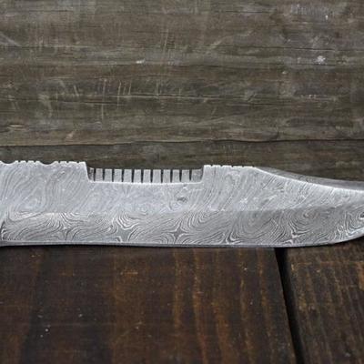 14" Damascus Bowie Knife